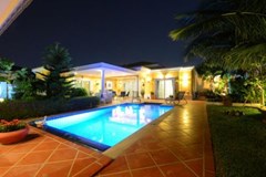 private-pool-villa-for-sale-in-pattaya-a