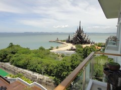 sanctuary-penthouse-for-sale-in-pattaya-a