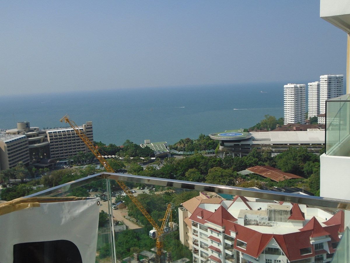 2-bedroom-condo-for-sale-in-pattaya-rent-a