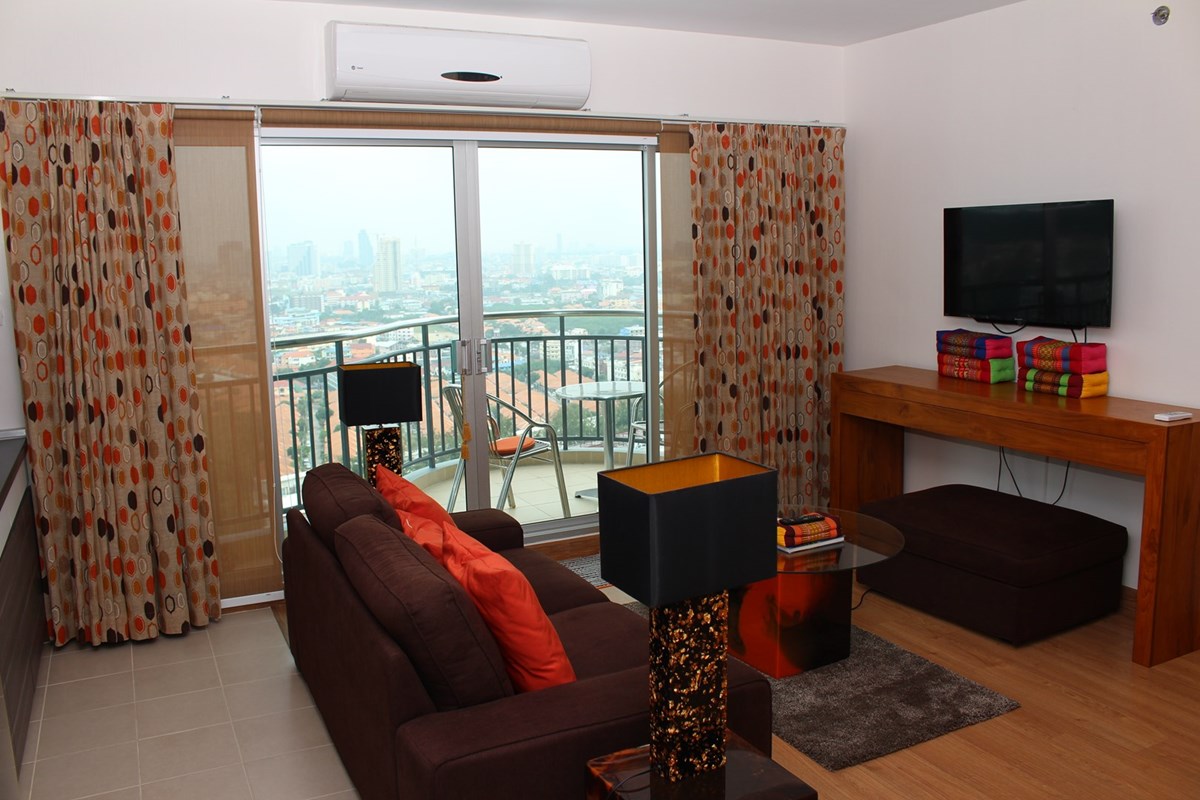 supalai-mare-2-bedroom-condo-for-rent-a